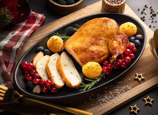 Suprema de pularda a la trufa.jpg