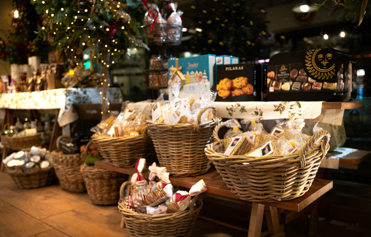FotografÃ­as NavideÃ±as - Coren Grill Santiago 2021 15.jpg