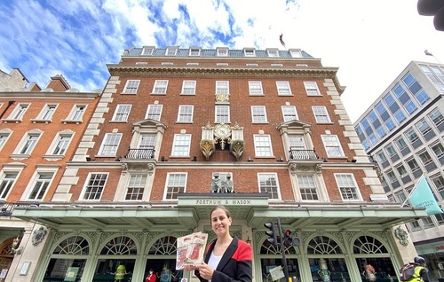 El Grupo Coren introduce su Jamón Selecta de Castañas en la prestigiosa cadena londinense Fortnum & Mason, proveedor de la Casa Real británica