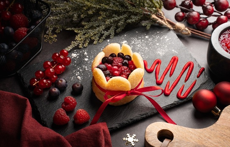 Charlotte de Frutos rojos.jpg