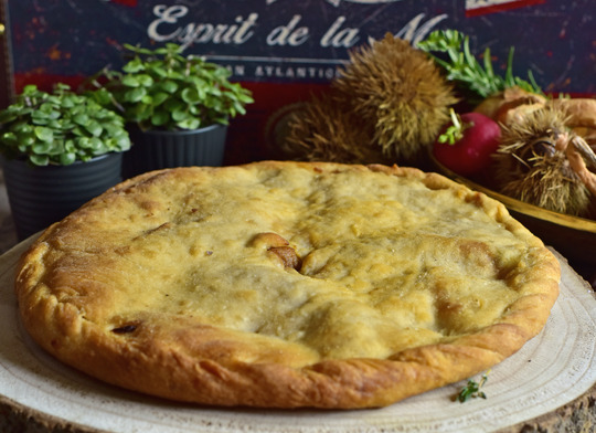 Empanada de cerdo Selecta con manzana.jpg