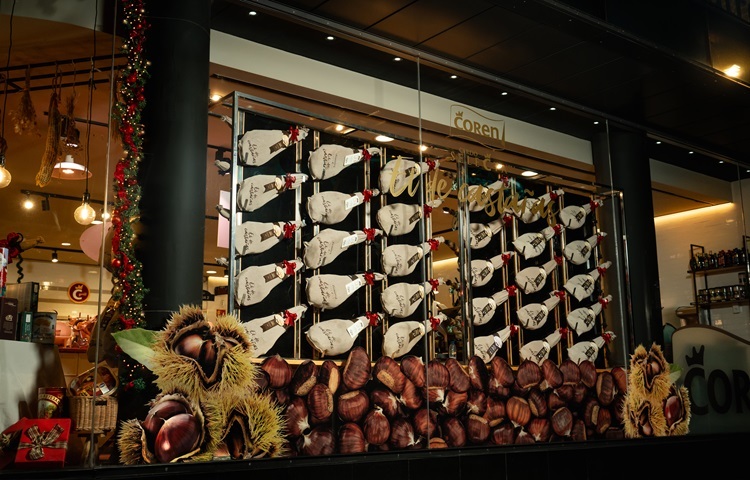 FotografiÌas DecoracioÌn Navidad 2024- Coren Grill Muruais5.jpg