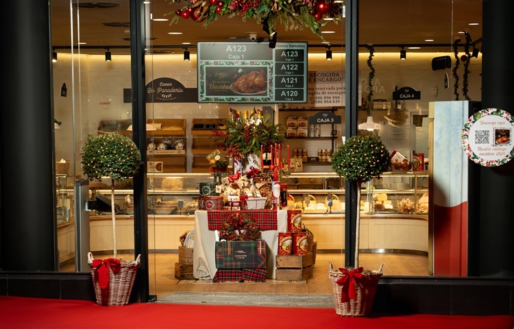 FotografiÌas DecoracioÌn Navidad 2024- Coren Grill Muruais2.jpg
